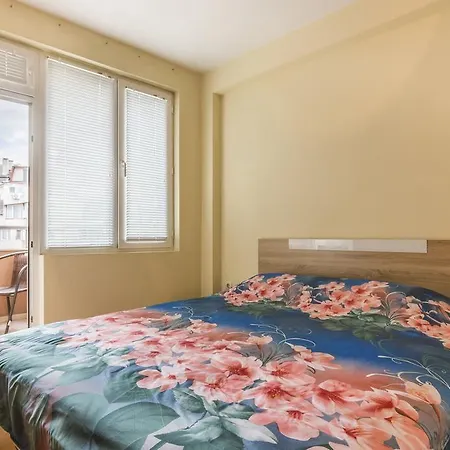 Apartment Centrale & Private Garage In The Heart Of Plovdiv Appartement