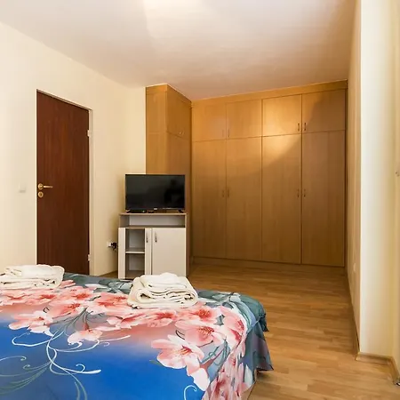 Appartement Apartment Centrale & Private Garage In The Heart Of Plovdiv *